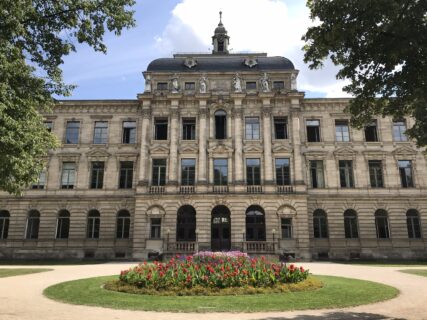 Kollegienhaus am Schlossgarten. (Bild: JDoerr)